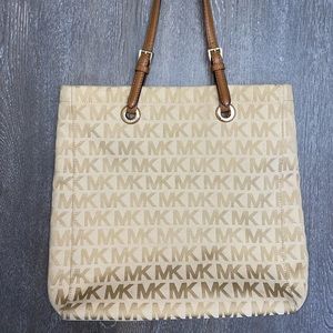 Michael Kors Jet Set Canvas Monogram Large Tote Bag